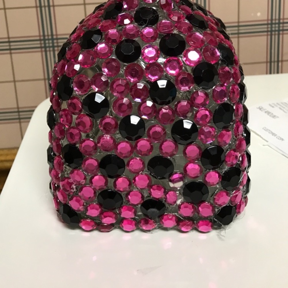 Soap Dispenser - Picture 4 of 5