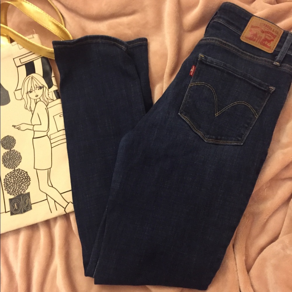 Amazing Levi's