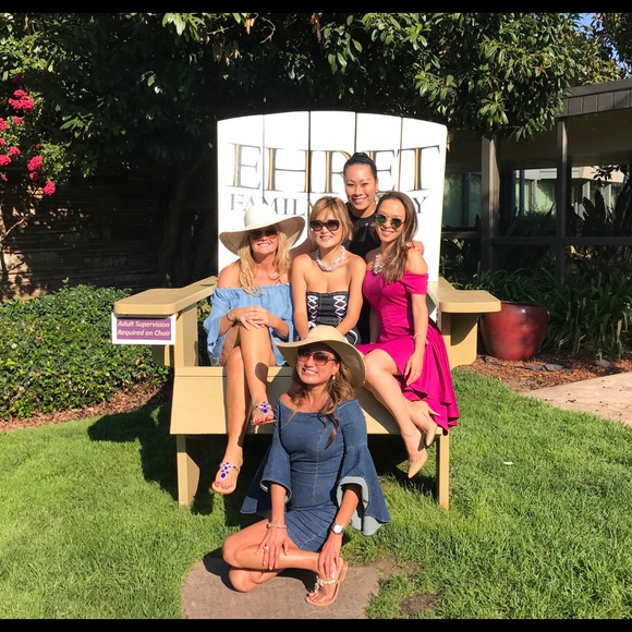 Fushia dress. Worn once. Size Small - Picture 2 of 3