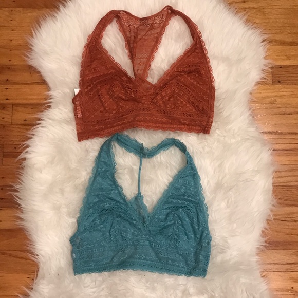 Victoria's Secret Other - Victoria's Secret lot of 2 Halter Bralette, Medium