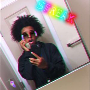 Meet your Posher, Leroy