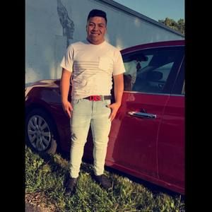 Meet your Posher, Cesar