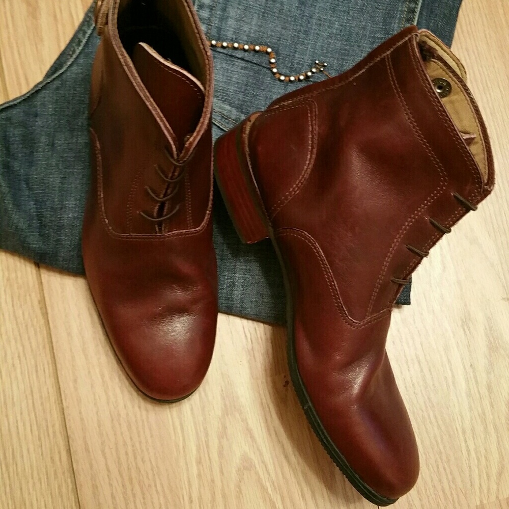 Wise Leather Booties
