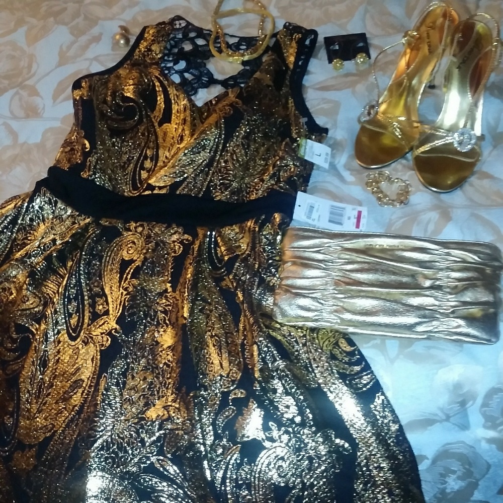 Black and gold party dress!!!
