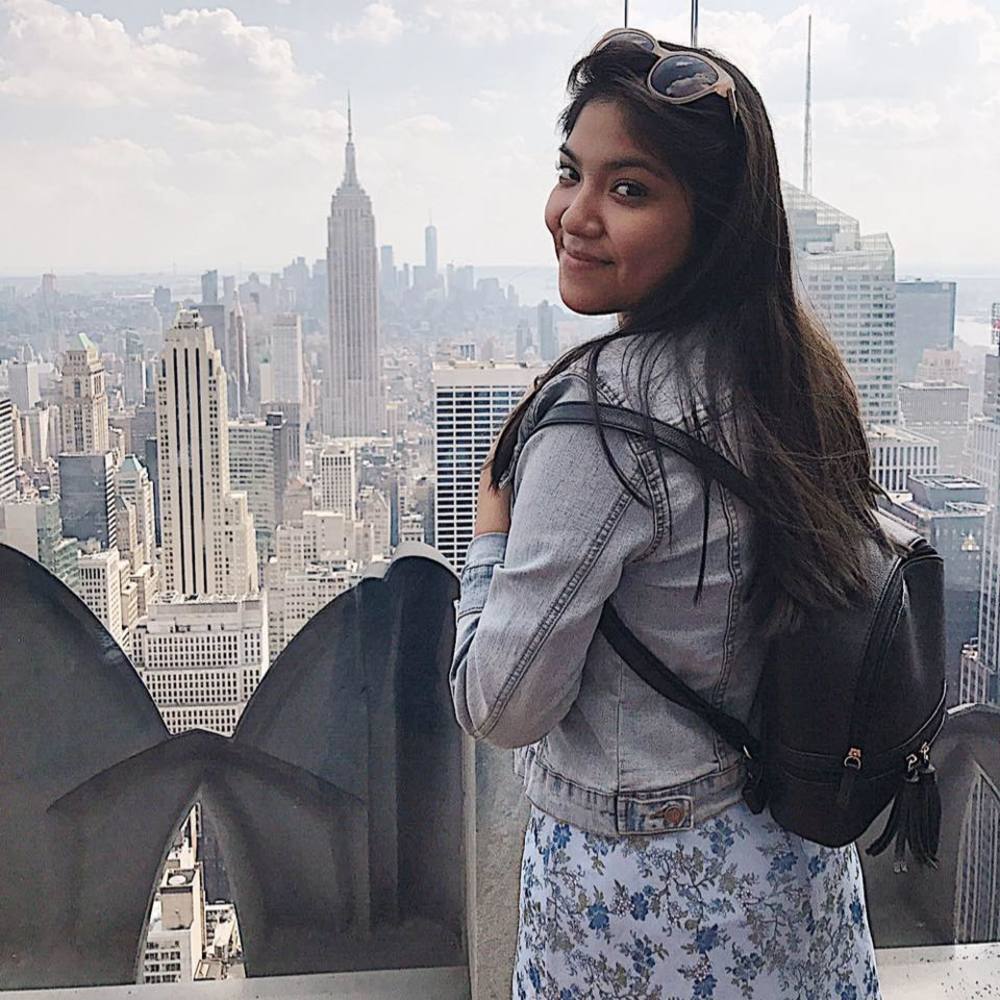 Meet your Posher, Cesiah