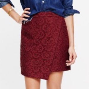 Madewell lace asymmetrical skirt in Dark Cabernet