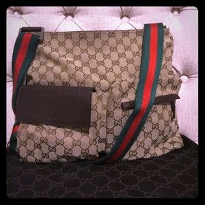Authentic Gucci cross body bag