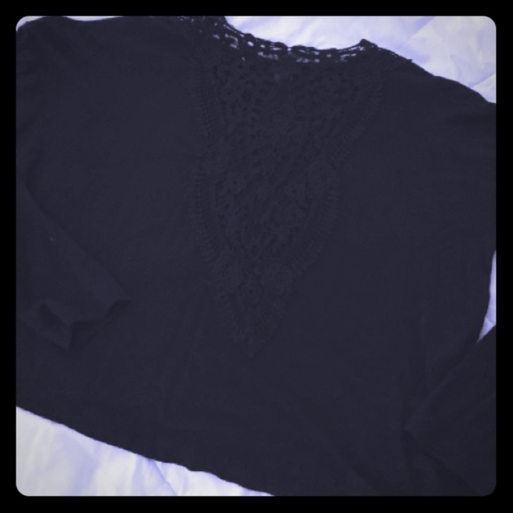 Long sleeved crop top with lace panel