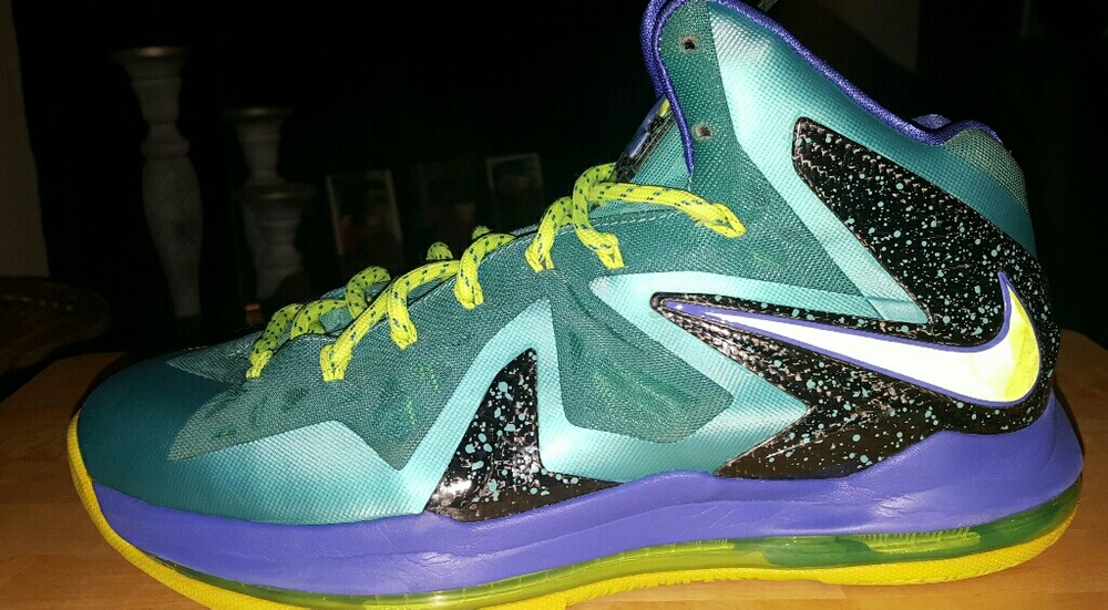 Lebron x super hero