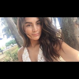 Meet your Posher, Abbie