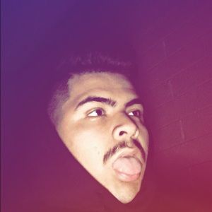 Meet your Posher, Luis