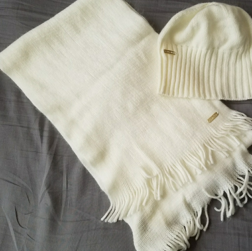 Calvin Klein Knit Scarf NWOT