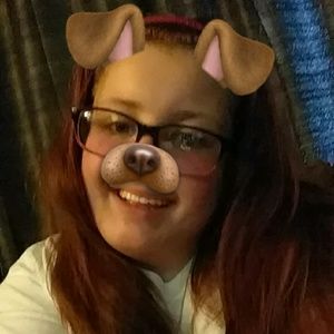 Meet your Posher, Nikole