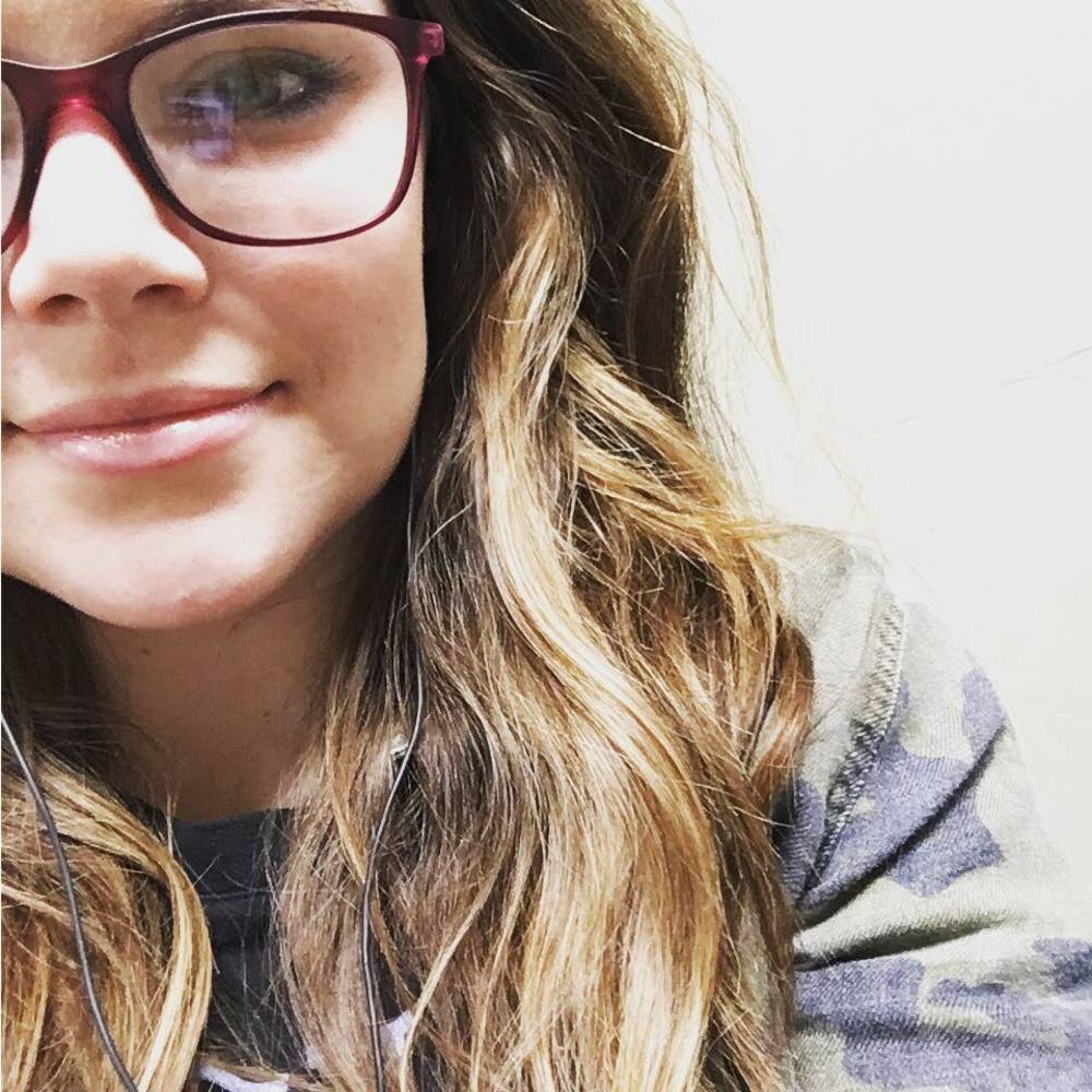 Meet your Posher, Makenzie