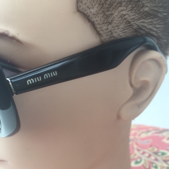 Mui Mui sun glasses - Picture 3 of 8
