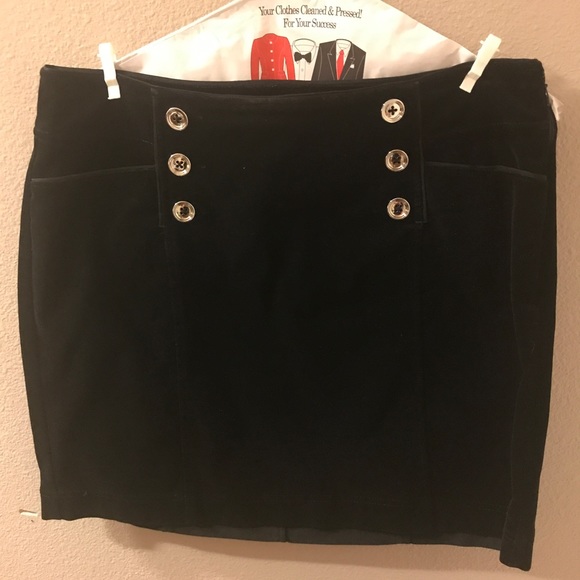 White House Black Market Velvet Skirt - Picture 1 of 3