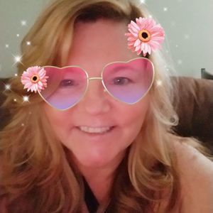 Meet your Posher, Renee