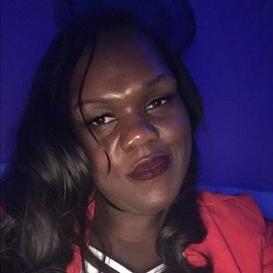 Meet your Posher, Krystle