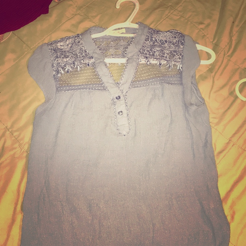 Lace detailed button up top