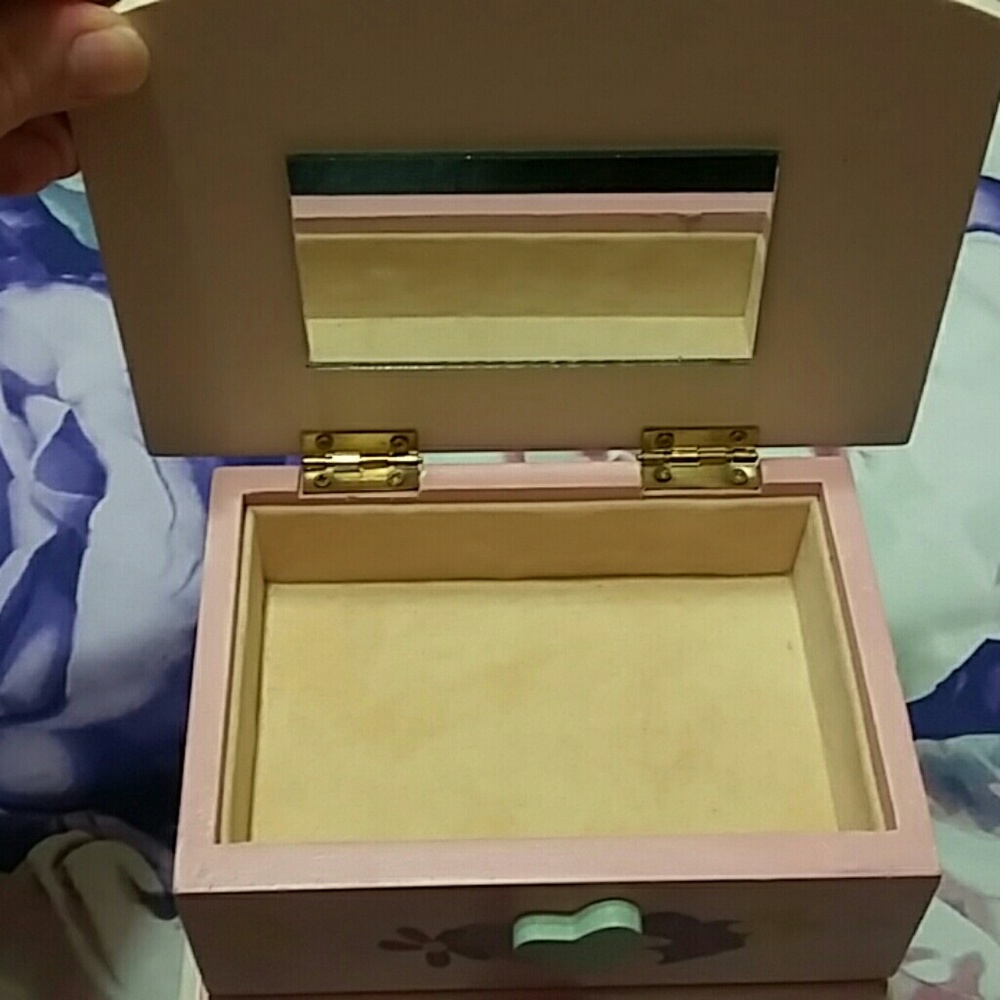 Jewelry Box - Picture 2 of 8