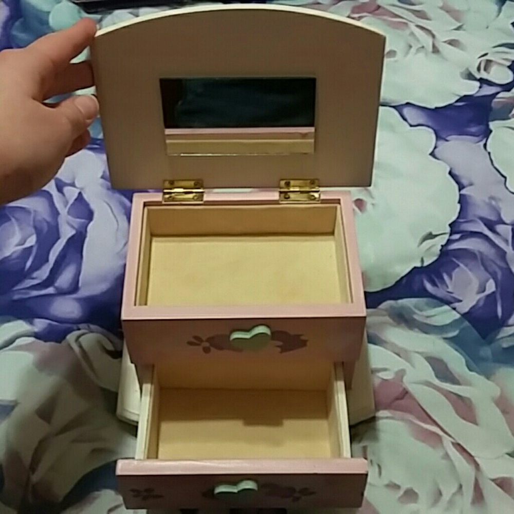 Jewelry Box - Picture 4 of 8