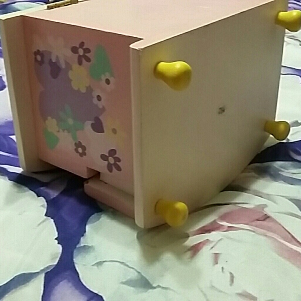 Jewelry Box - Picture 8 of 8