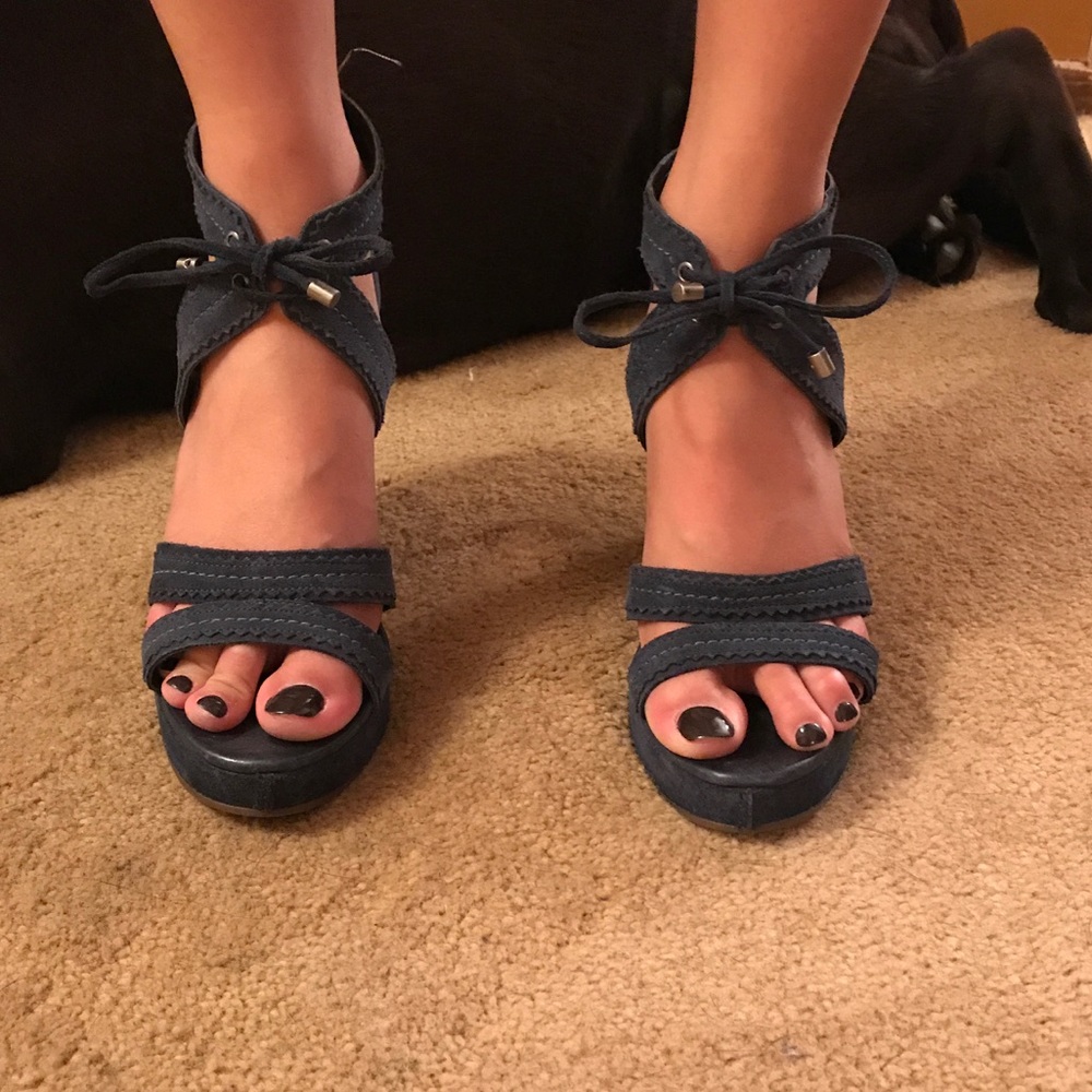 Navy juicy couture wedges