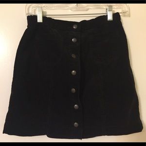 Brandy Melville skirt NWT