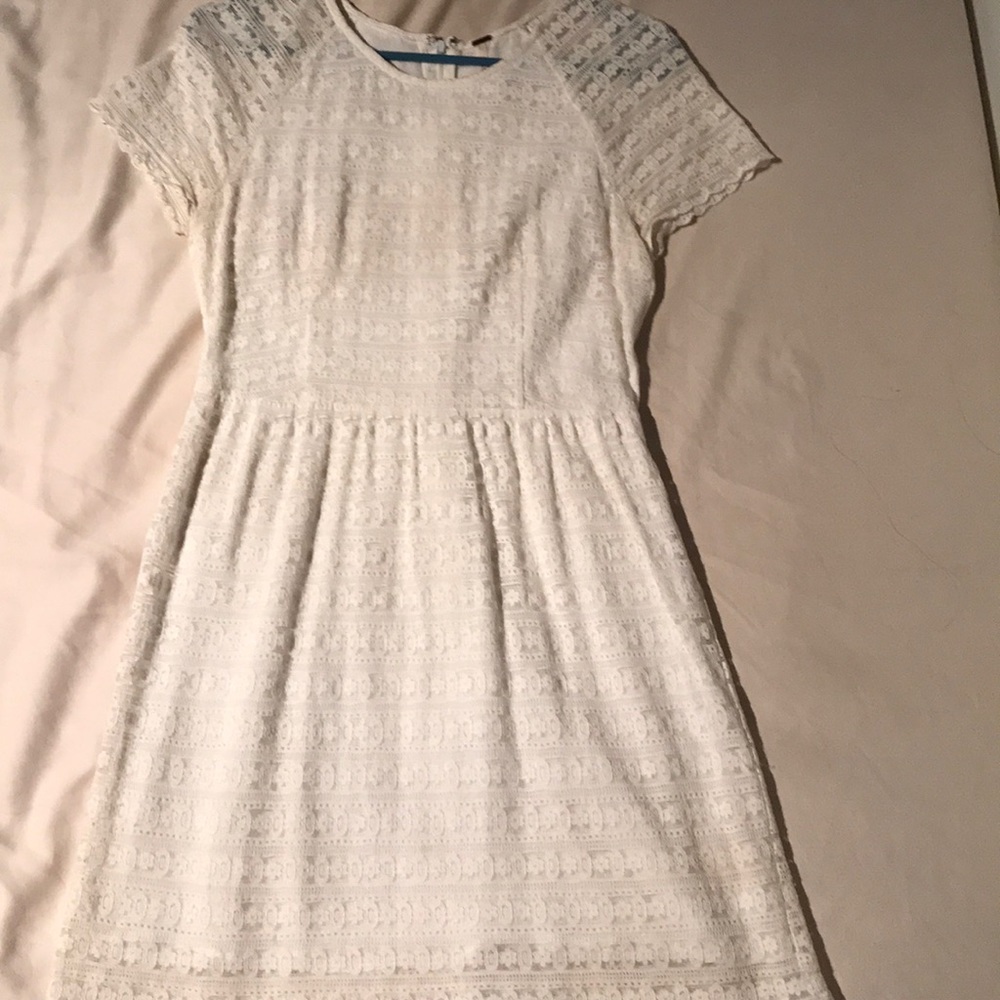 Gorgeous white lace free people dress
