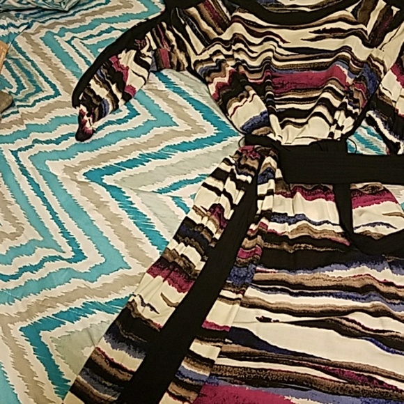 Dress - Picture 3 of 3