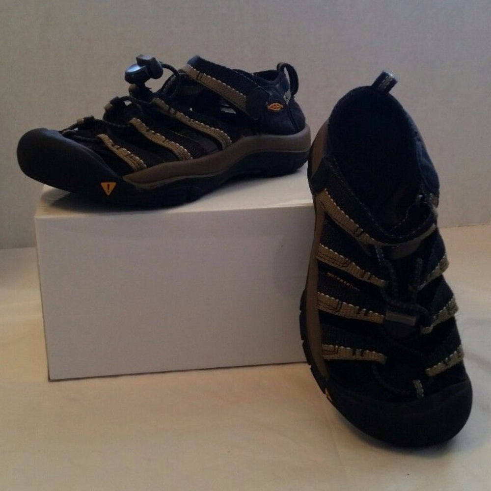 KEEN Newport H2 Waterproof Sport Sandals Black/Tan