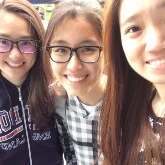 Meet your Posher, Isabella - Picture 1 of 1