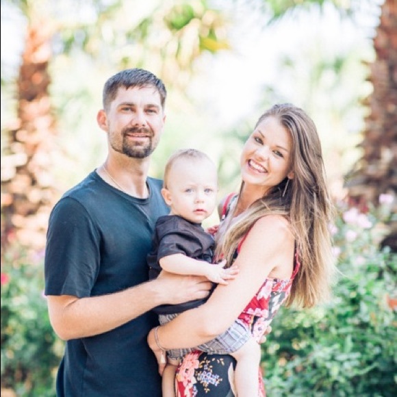 Meet your Posher, Kelly - Picture 3 of 14