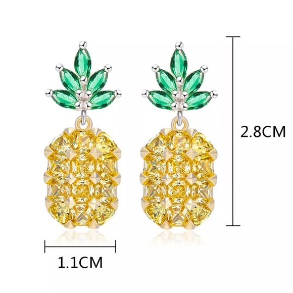 Crystal Pineapple Earrings - Picture 4 of 5