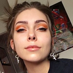 Meet your Posher, Stevie