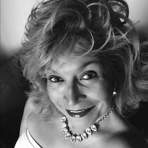 Meet your Posher, Frances