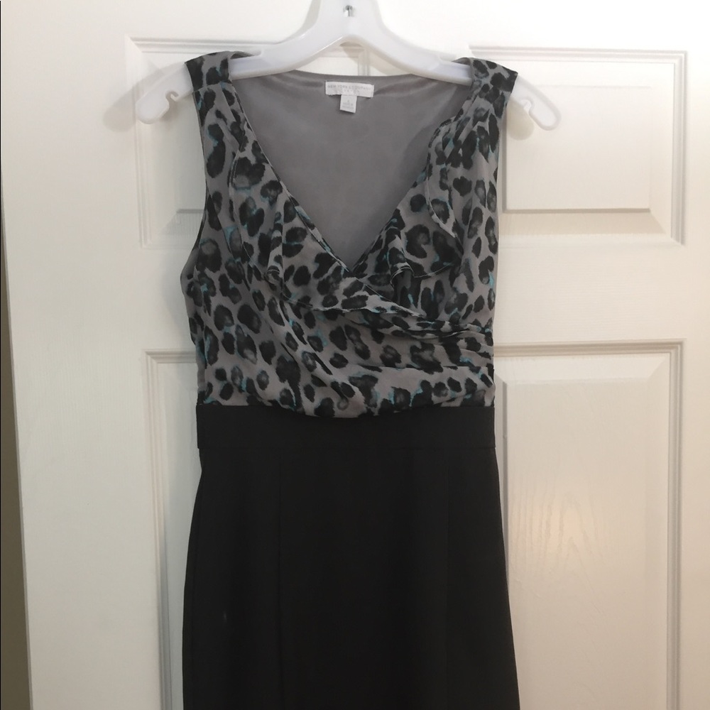New York & Co Sheath dress
