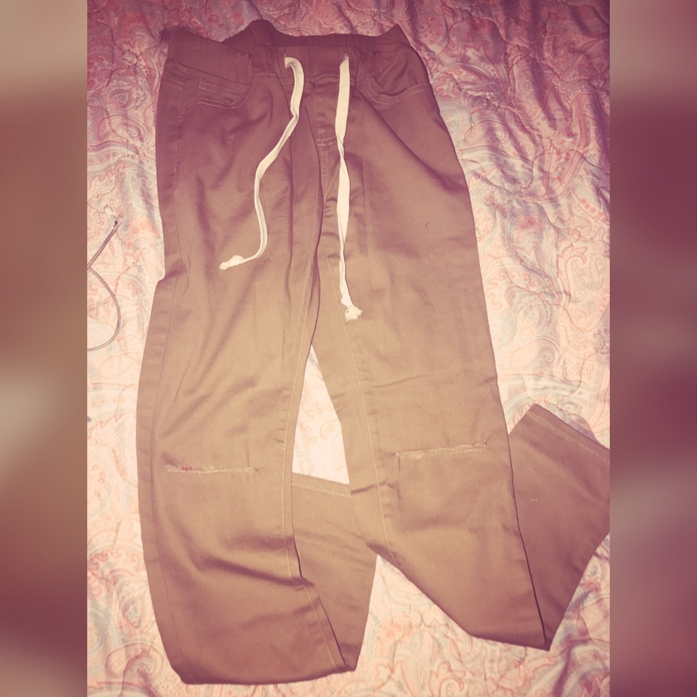 Cute comfortable beige pants