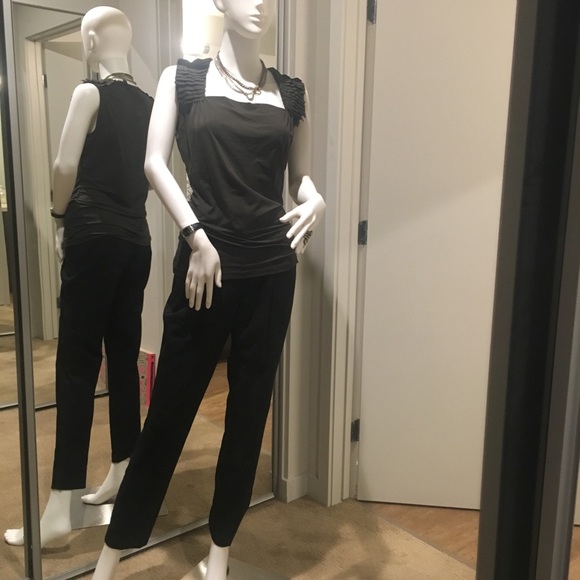 Hugo Boss slate-colored top with ruffle. - Picture 2 of 6