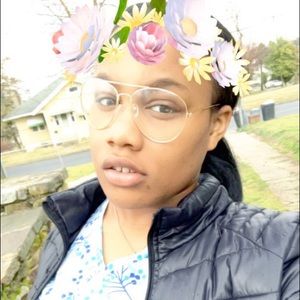 Meet your Posher, Janayah