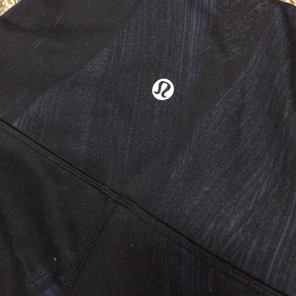 Lulu lemon size 6 full length leggings