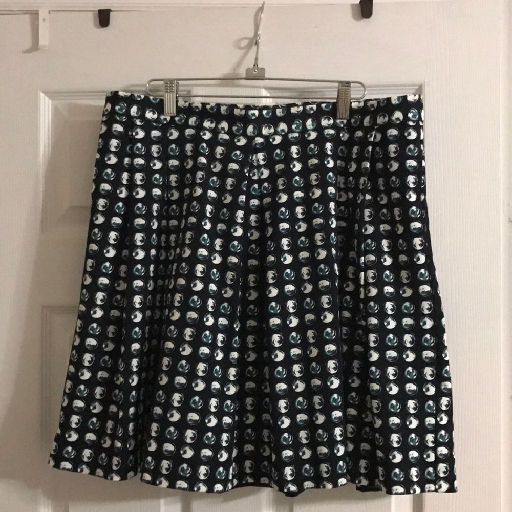 Banana Republic pleated skirt