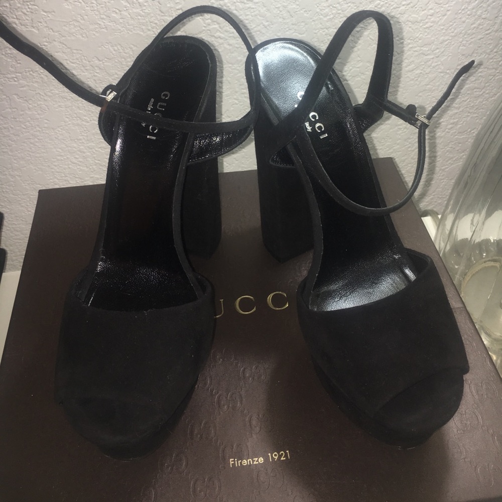 Gucci platform shoes size 38