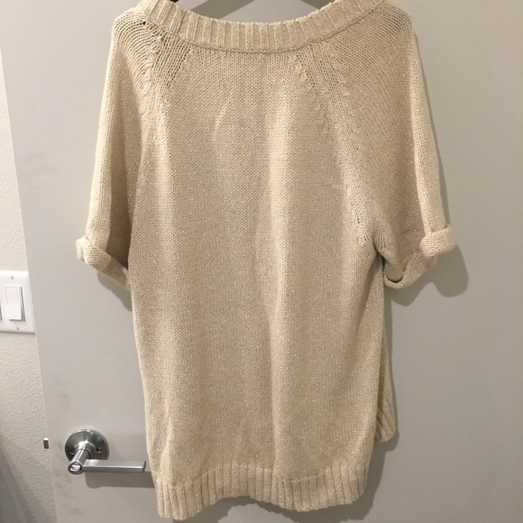 Short-sleeved boxy sweater with lurex thread. - Picture 7 of 8