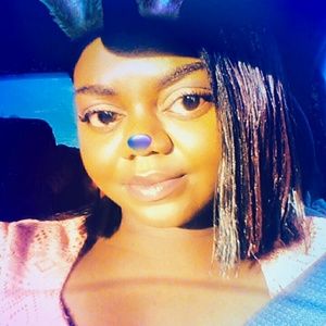 Meet your Posher, Maliaha