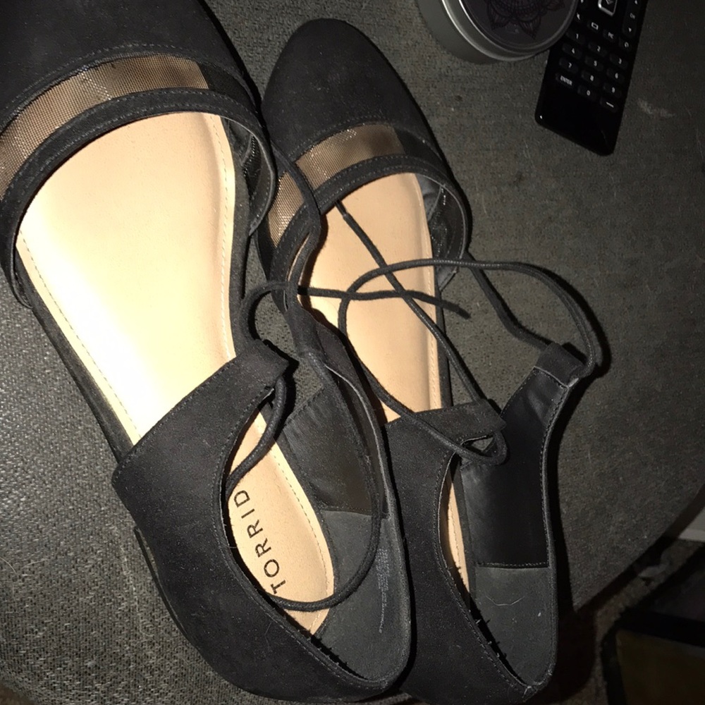 Mesh inset almond toe dorsay flat