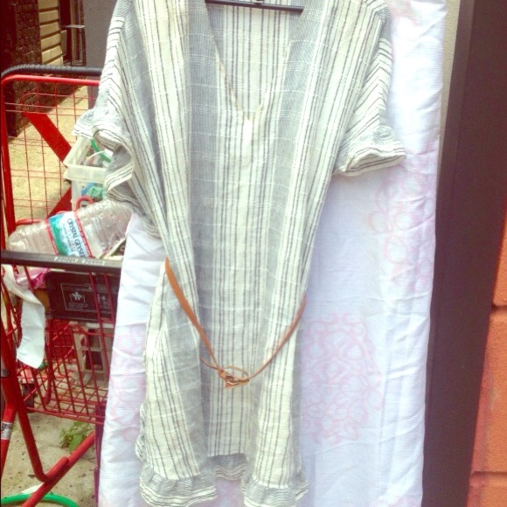 BCBG Max Azaia flowy ruffled shift dress