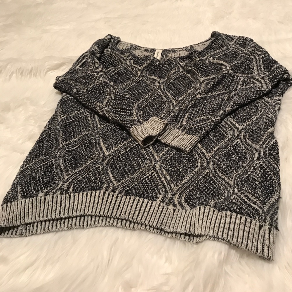 Aeropostale Sweater-Size M