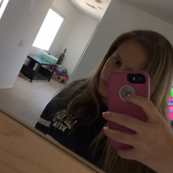 Meet your Posher, Maria - Picture 1 of 1