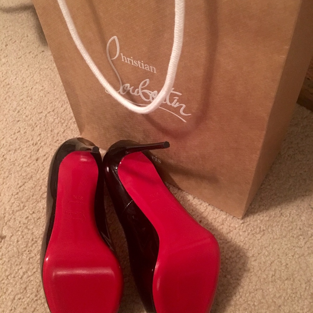 New Very Prive Christian Louboutins - Picture 4 of 6